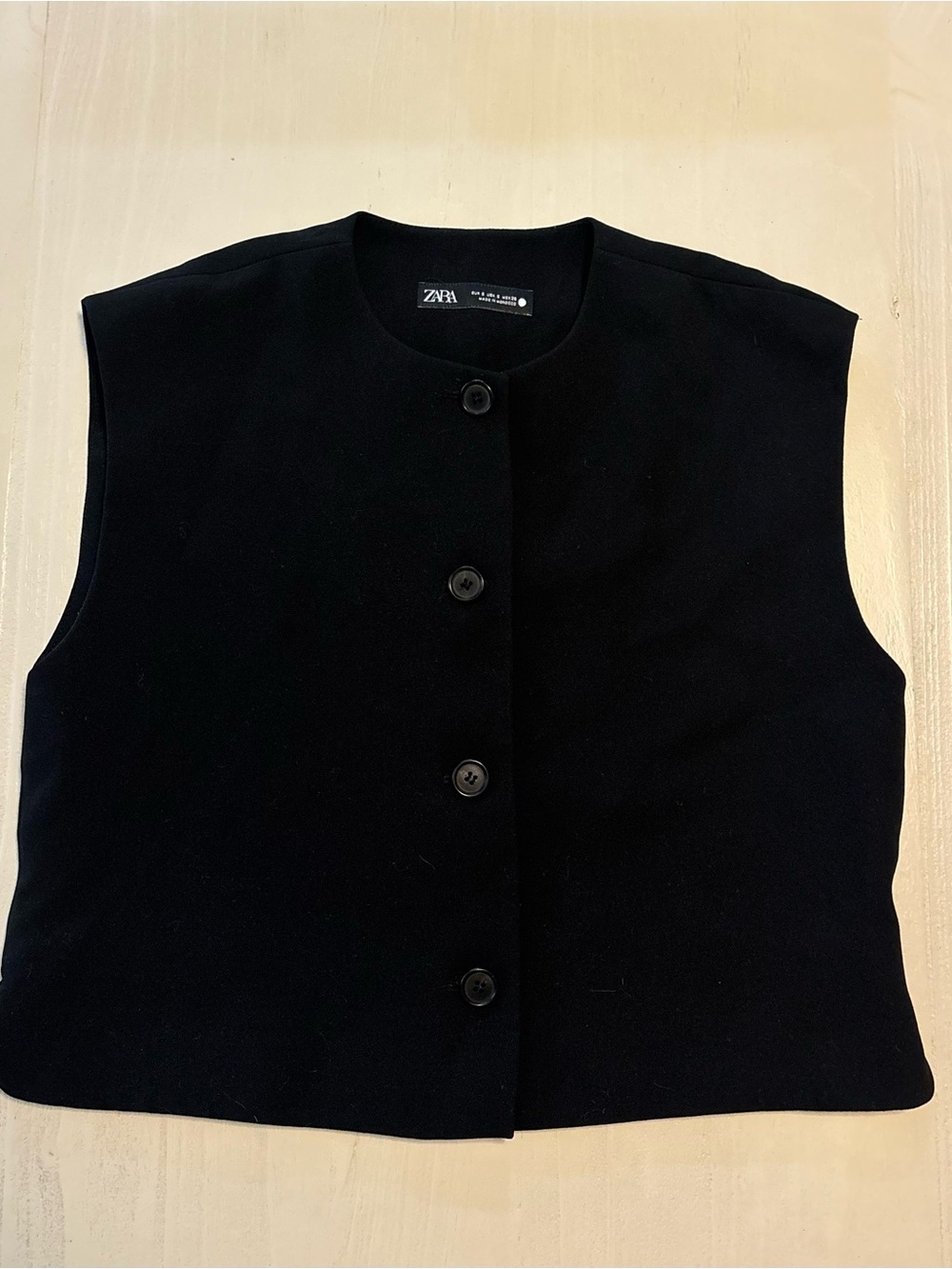 Zara Black Sleeveless Button-Front Vest